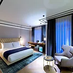 Walton Galata Szálloda 5*