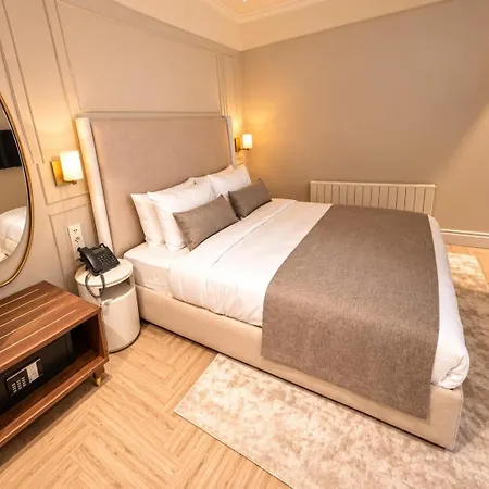 Walton Galata Hotel 5*