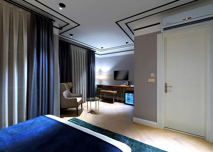 Walton Galata Отель 5*