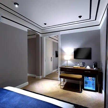 Walton Galata 5*